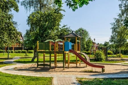 Cr&eacute;er une aire de jeux pour enfants, quels am&eacute;nagements pr&eacute;voir dans son jardin ?
